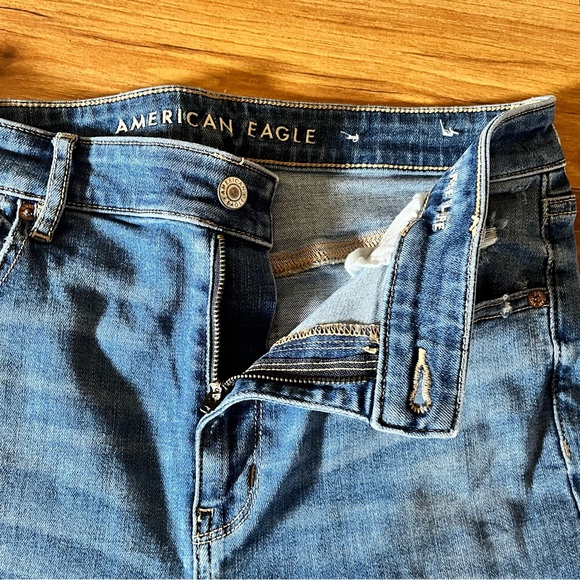 American Eagle Super High Rise Flare Jeans 10 - Picture 9 of 14
